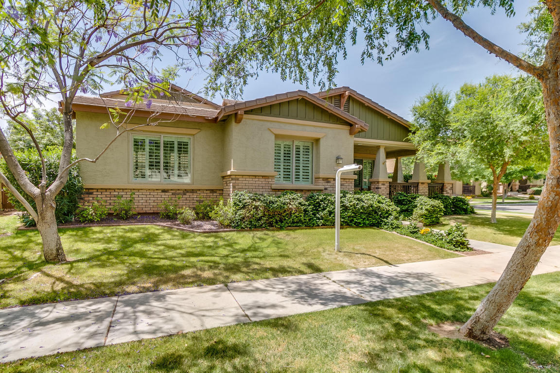 20385 W Shadow St, Buckeye, AZ 85396 photo 2