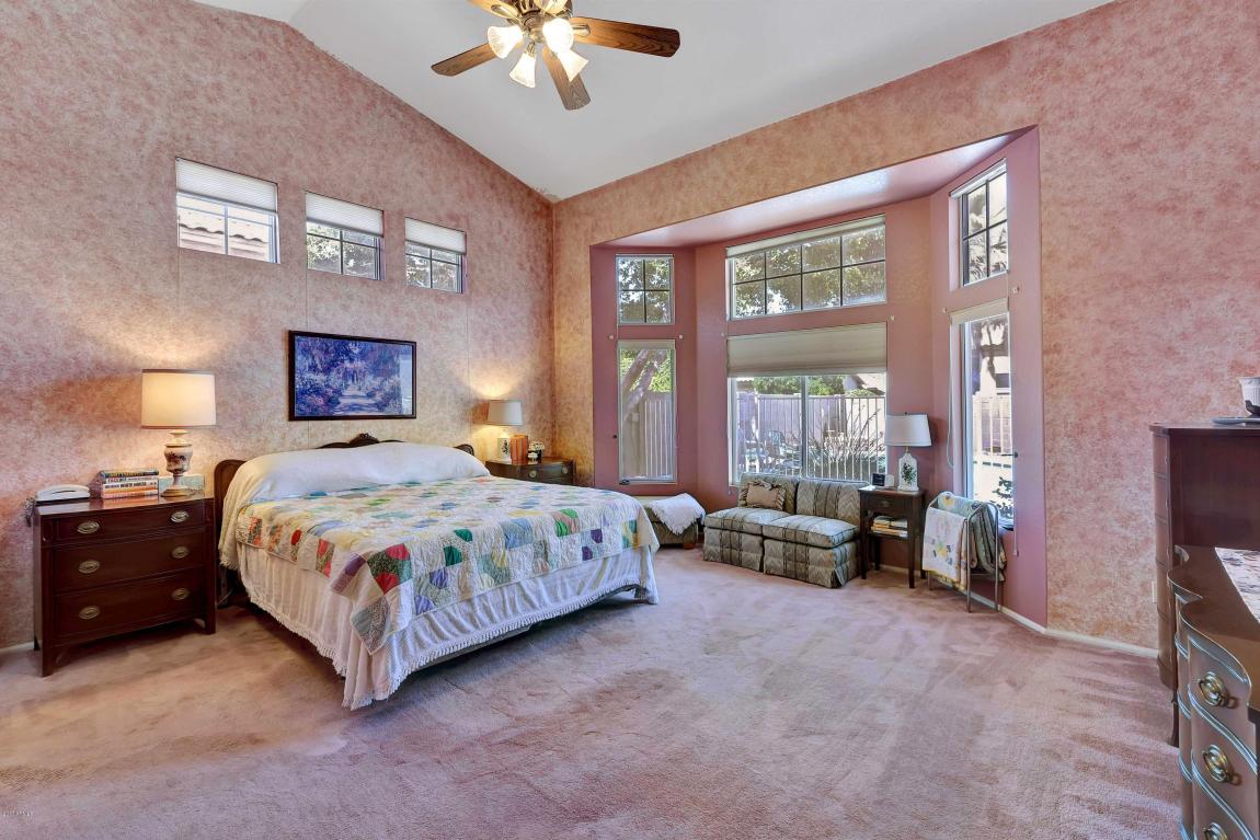 318 E South Fork Dr, Phoenix, AZ 85048 photo 12