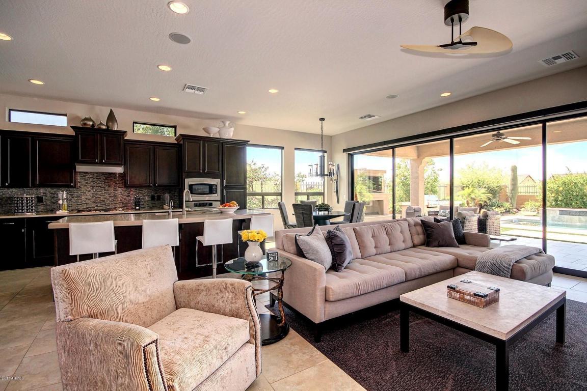 8714 E Jasmine St, Mesa, AZ 85207 photo 4