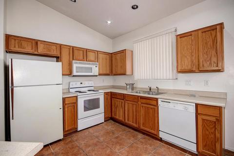 6718 E Regina St, Mesa, AZ 85215 photo 3