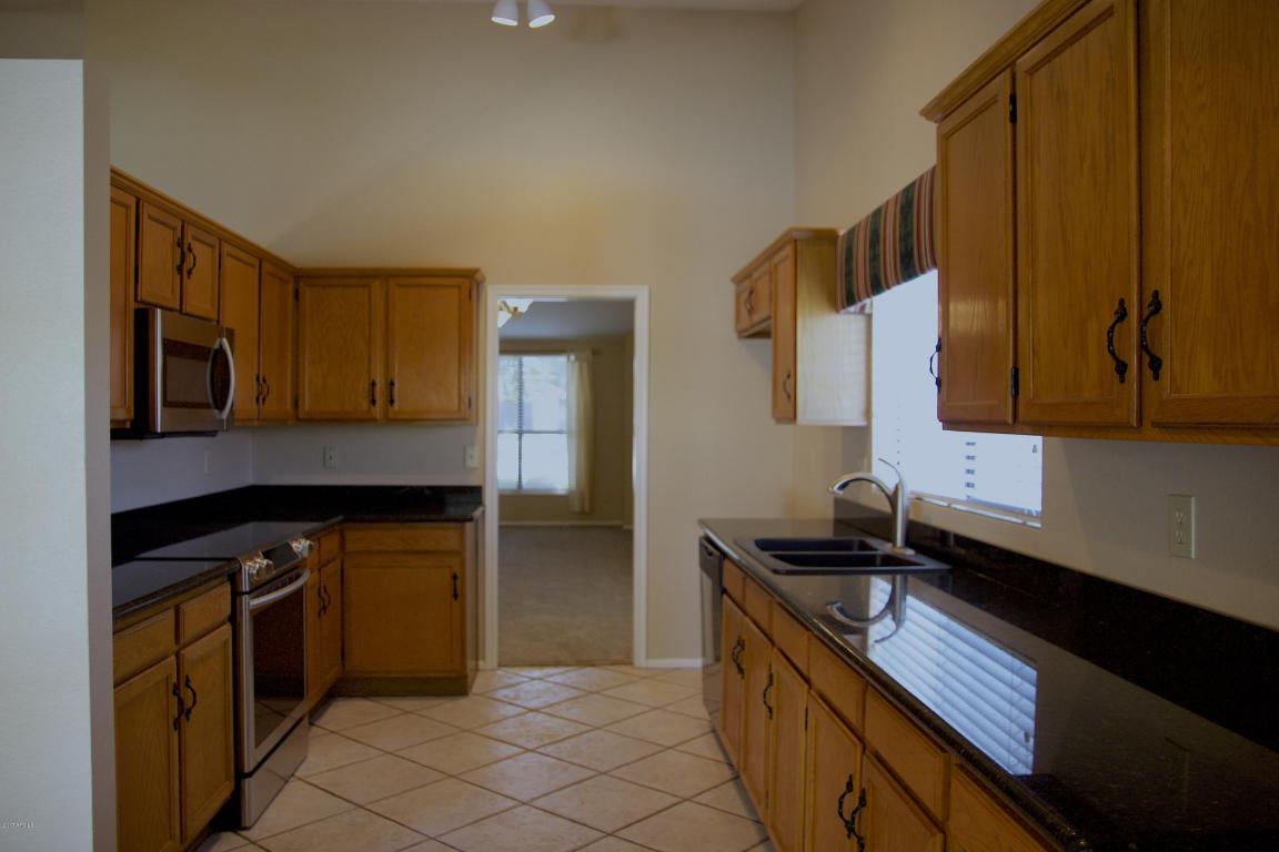 14601 S 32nd Pl, Phoenix, AZ 85044 photo 3
