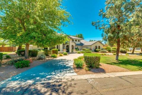 8635 S Willow Dr, Tempe, AZ 85284 photo 2