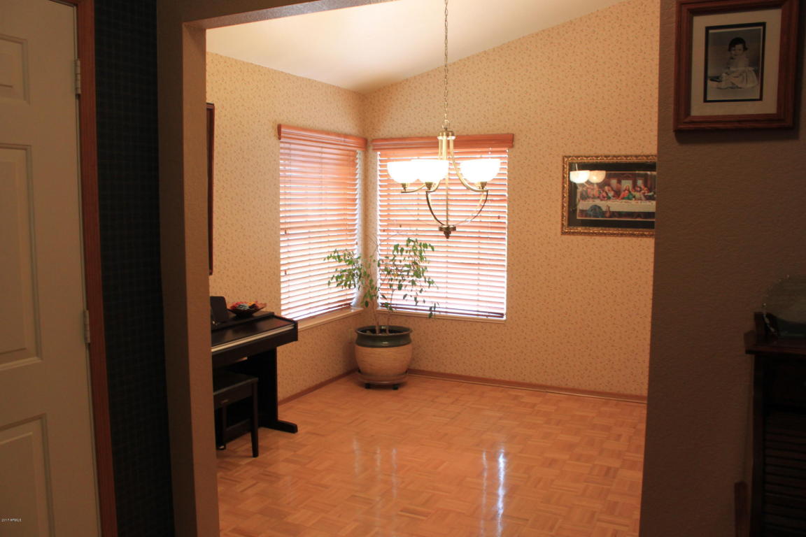 550 S Bermuda Cir, Mesa, AZ 85206 photo 9