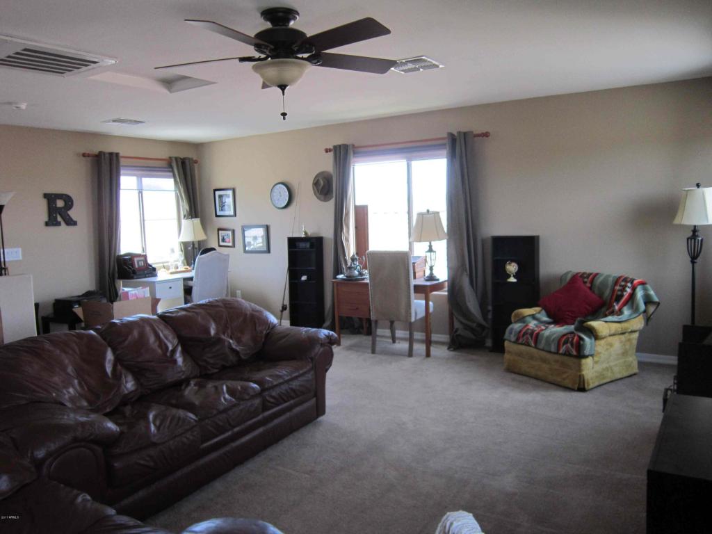 6917 S 7th Ln, Phoenix, AZ 85041 photo 23