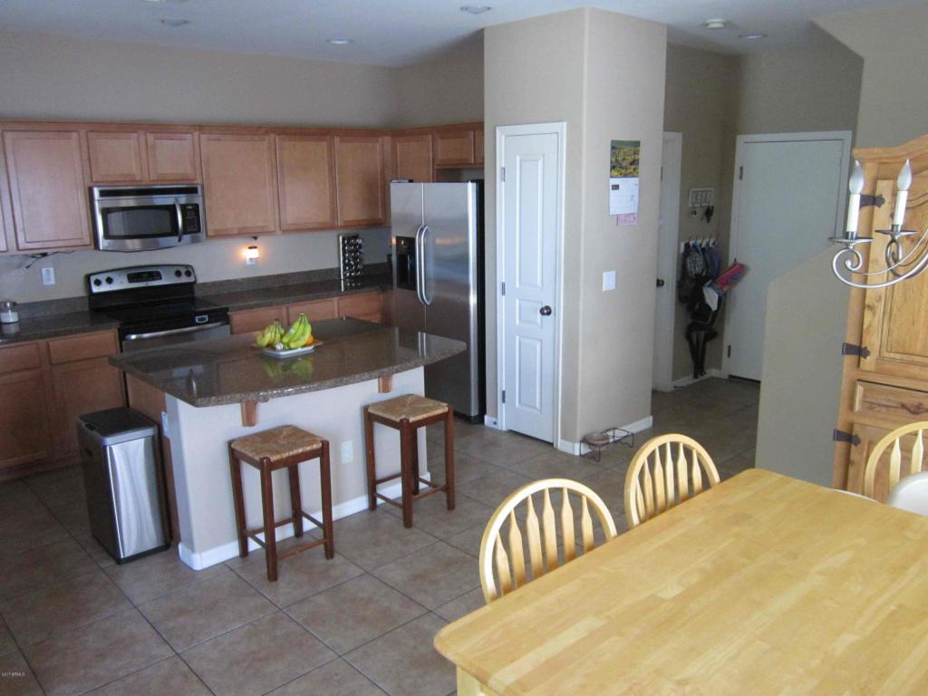 6917 S 7th Ln, Phoenix, AZ 85041 photo 10