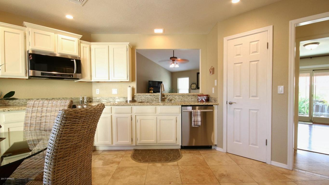 5913 E Fairbrook Cir, Mesa, AZ 85205 photo 10