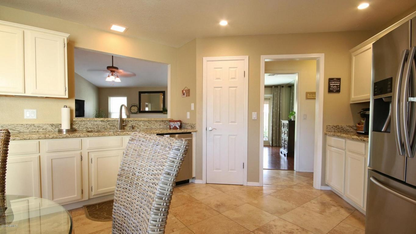 5913 E Fairbrook Cir, Mesa, AZ 85205 photo 9