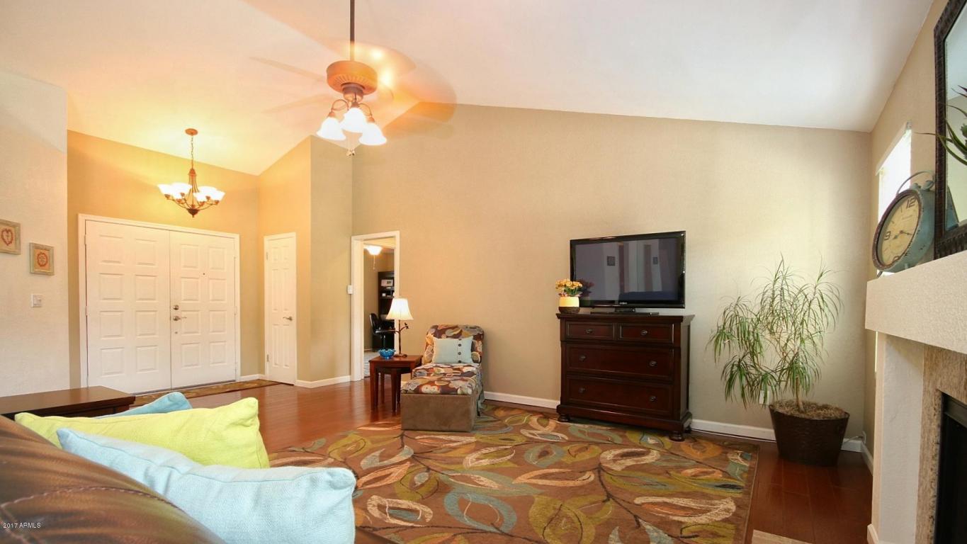 5913 E Fairbrook Cir, Mesa, AZ 85205 photo 2