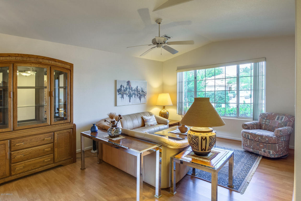 3421 E Kerry Ln, Phoenix, AZ 85050 photo 17