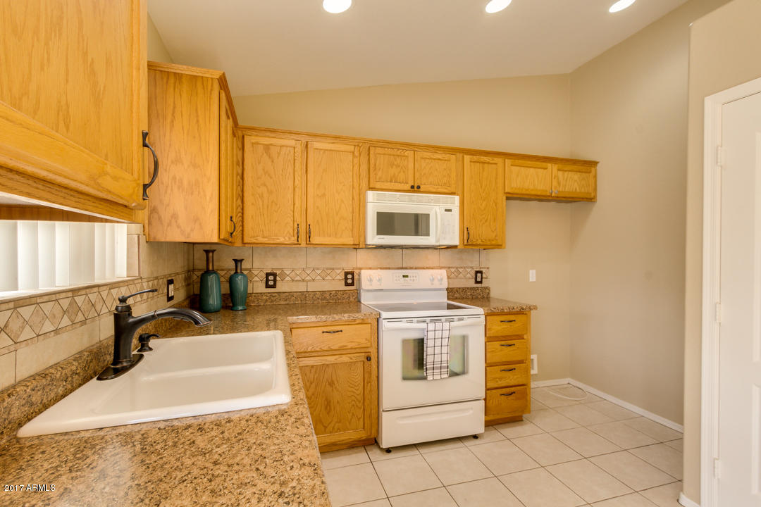 467 S San Marcos Dr, Apache Junction, AZ 85120 photo 7