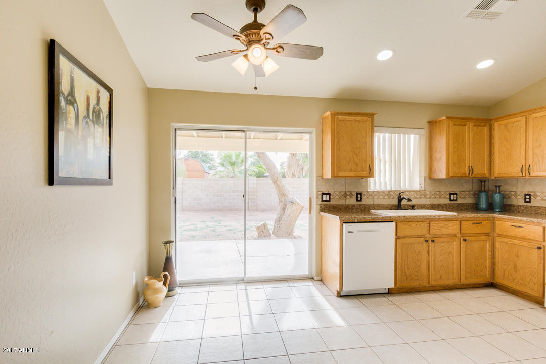 467 S San Marcos Dr, Apache Junction, AZ 85120 photo 5