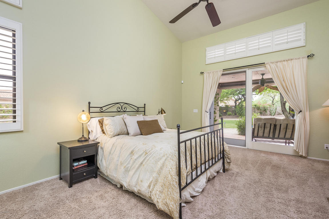 4401 E Jaeger Rd, Phoenix, AZ 85050 photo 8