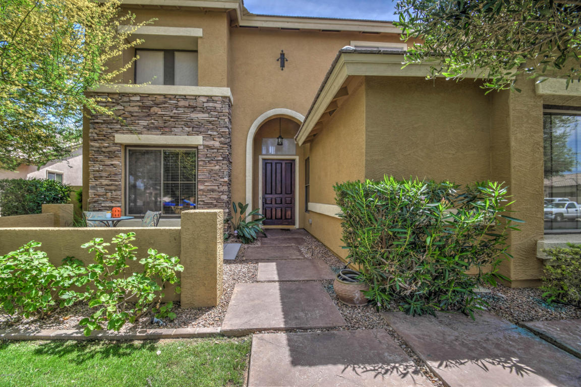 3771 E Ravenswood Dr, Gilbert, AZ 85298 photo 1