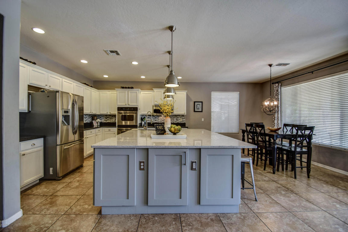 3771 E Ravenswood Dr, Gilbert, AZ 85298 photo 5