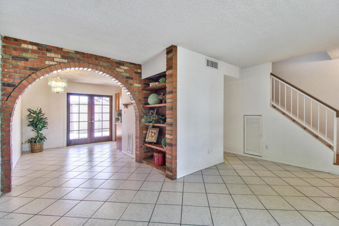 612 E Strahan Dr, Tempe, AZ 85283 photo 6
