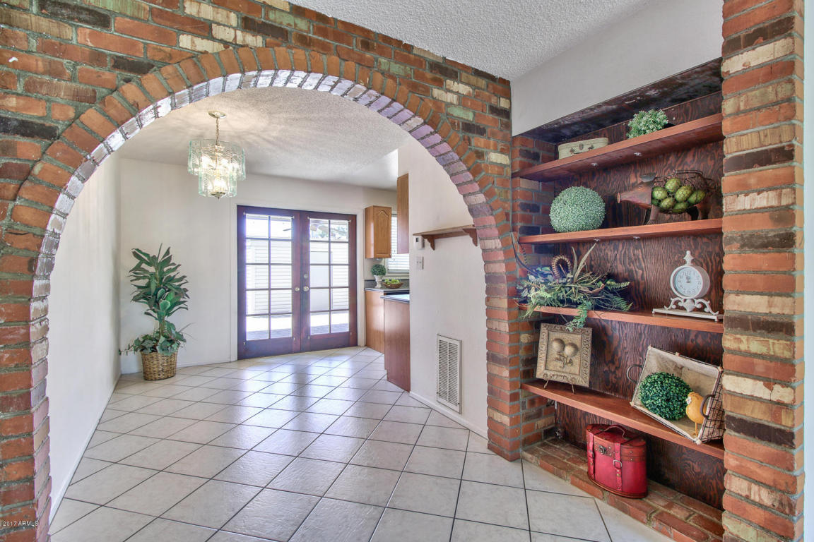 612 E Strahan Dr, Tempe, AZ 85283 photo 8