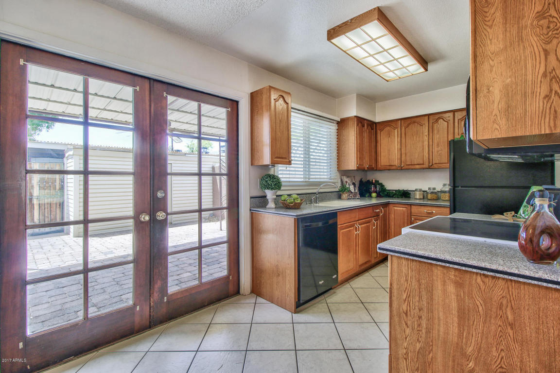 612 E Strahan Dr, Tempe, AZ 85283 photo 11