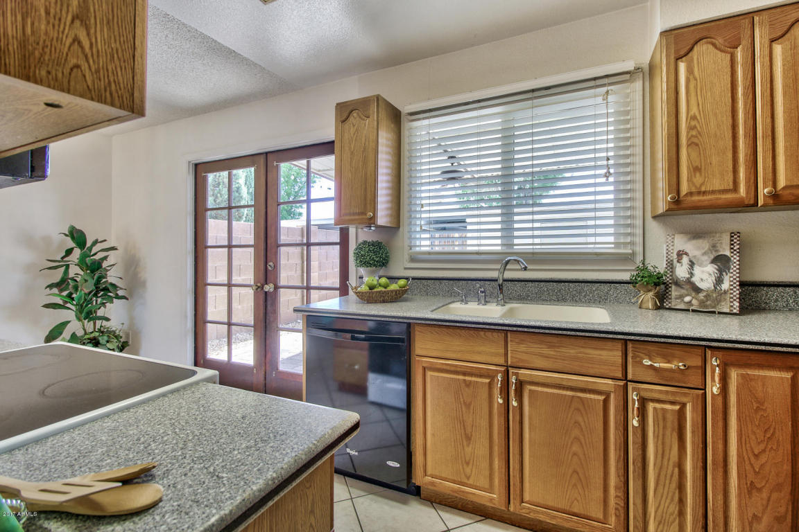 612 E Strahan Dr, Tempe, AZ 85283 photo 13
