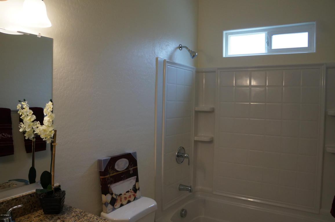 2229 E Pecan Rd, Phoenix, AZ 85040 photo 11