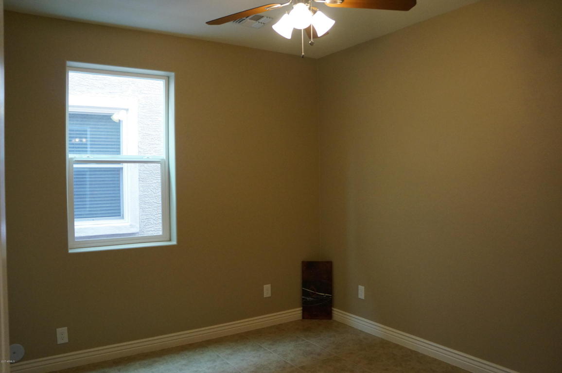 2229 E Pecan Rd, Phoenix, AZ 85040 photo 10