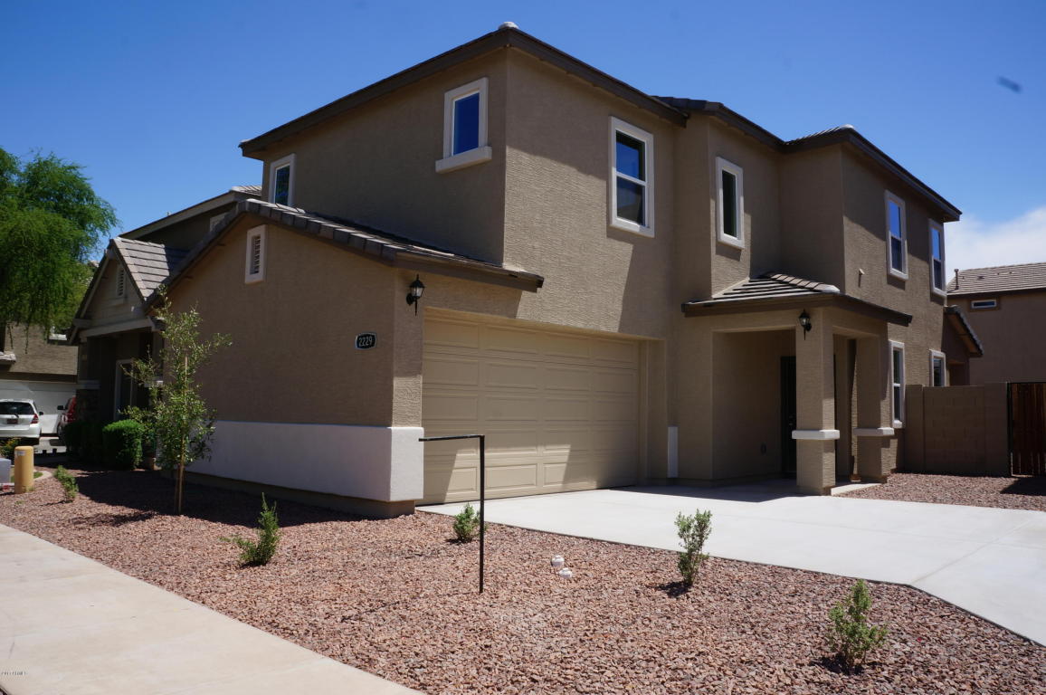 2229 E Pecan Rd, Phoenix, AZ 85040 photo 1