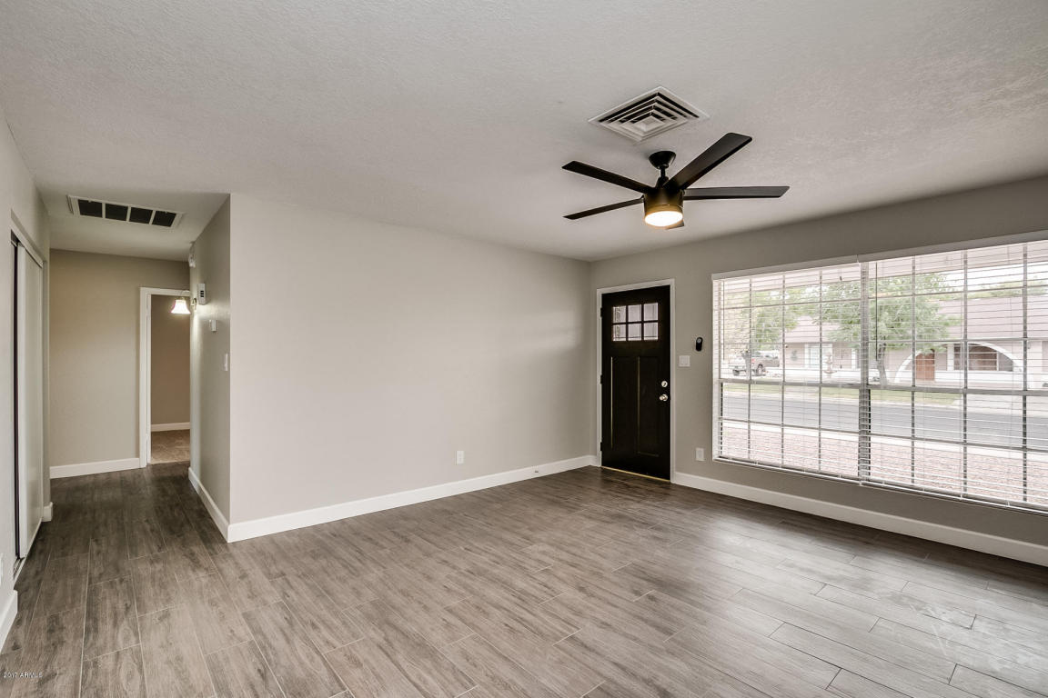 846 E Greenway St, Mesa, AZ 85203 photo 4