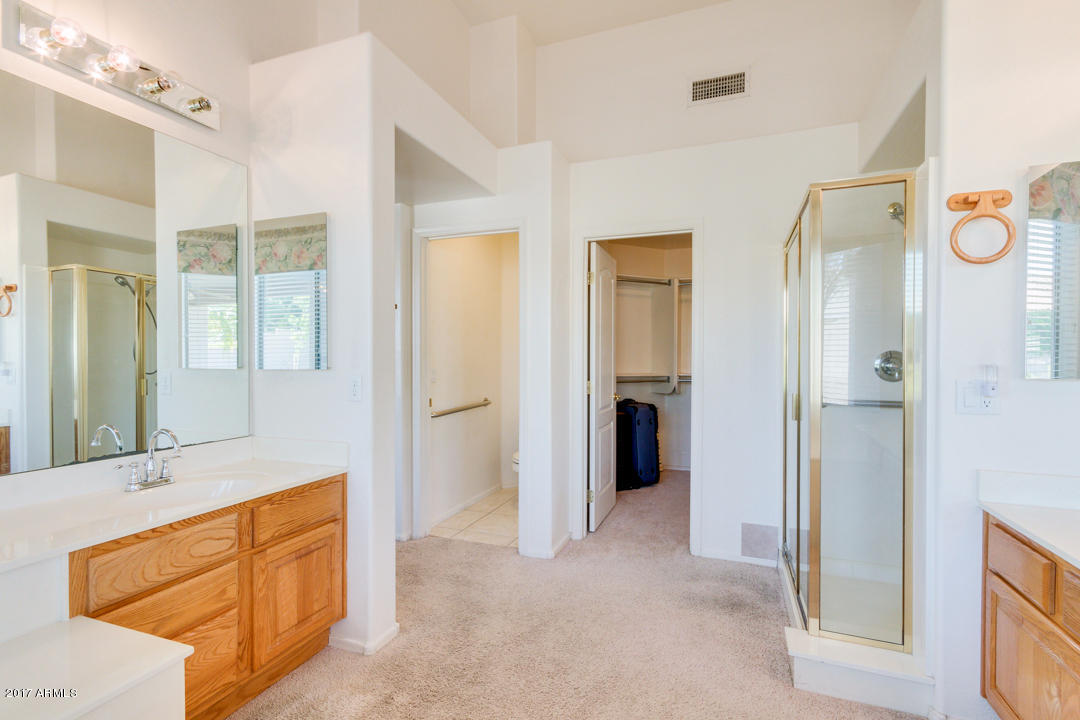 4704 E Robin Ln, Phoenix, AZ 85050 photo 33