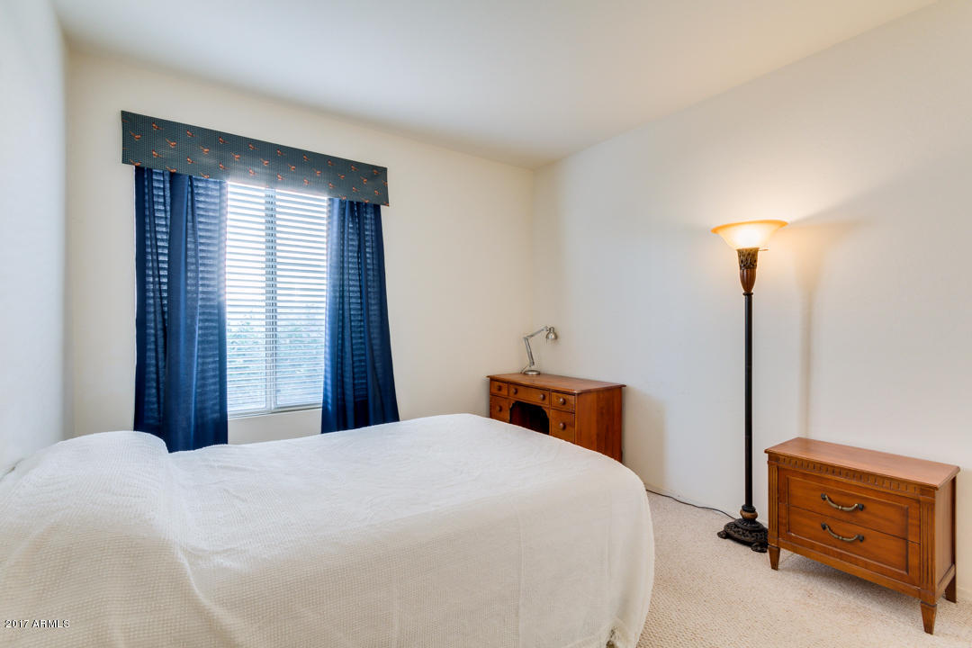 4704 E Robin Ln, Phoenix, AZ 85050 photo 36