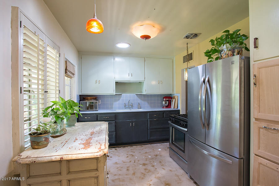 2217 E Sells Dr, Phoenix, AZ 85016 photo 5