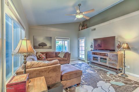 831 E Audrey Ln, Phoenix, AZ 85022 photo 2