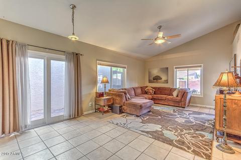 831 E Audrey Ln, Phoenix, AZ 85022 photo 4