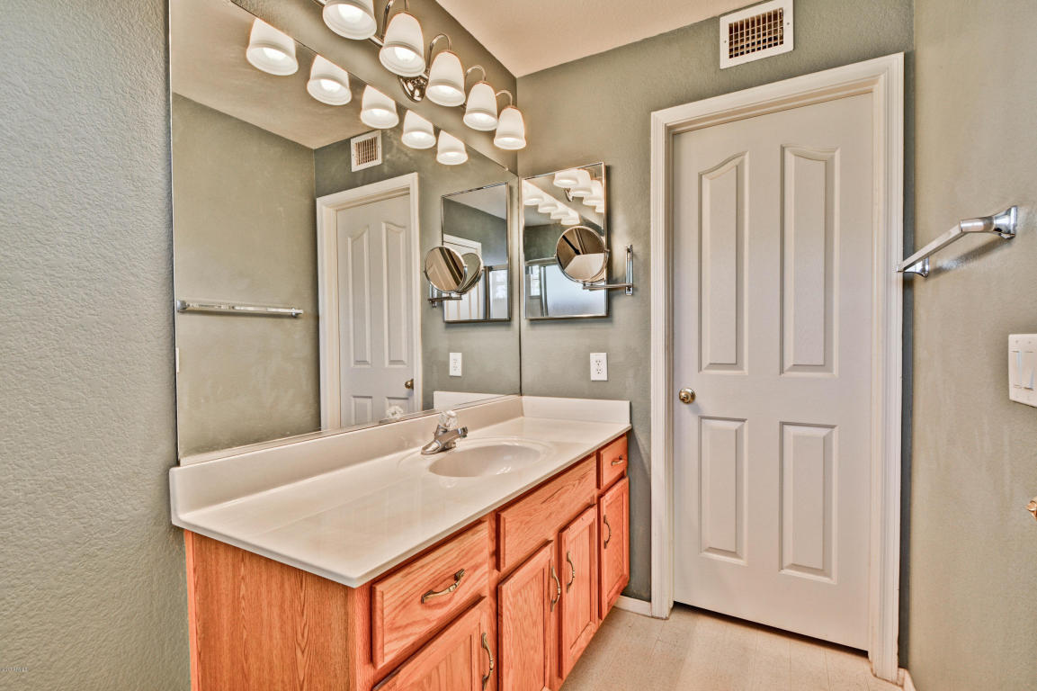 4628 E Mossman Rd, Phoenix, AZ 85050 photo 24