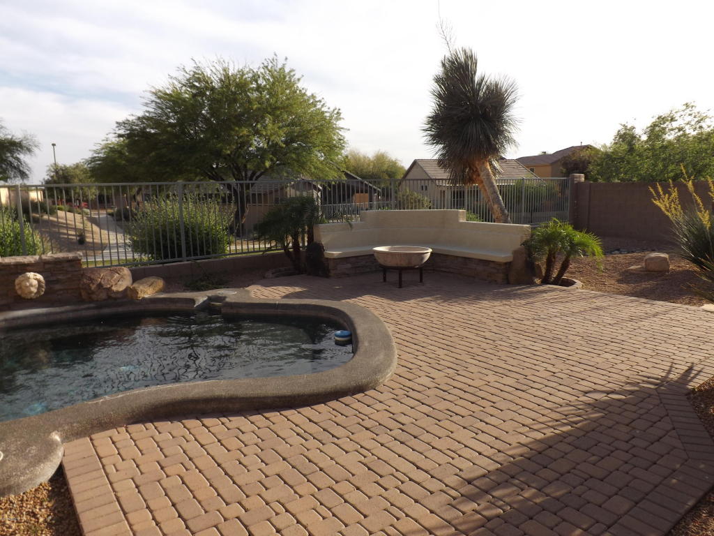 25838 N Singbush Loop, Phoenix, AZ 85083 photo 12