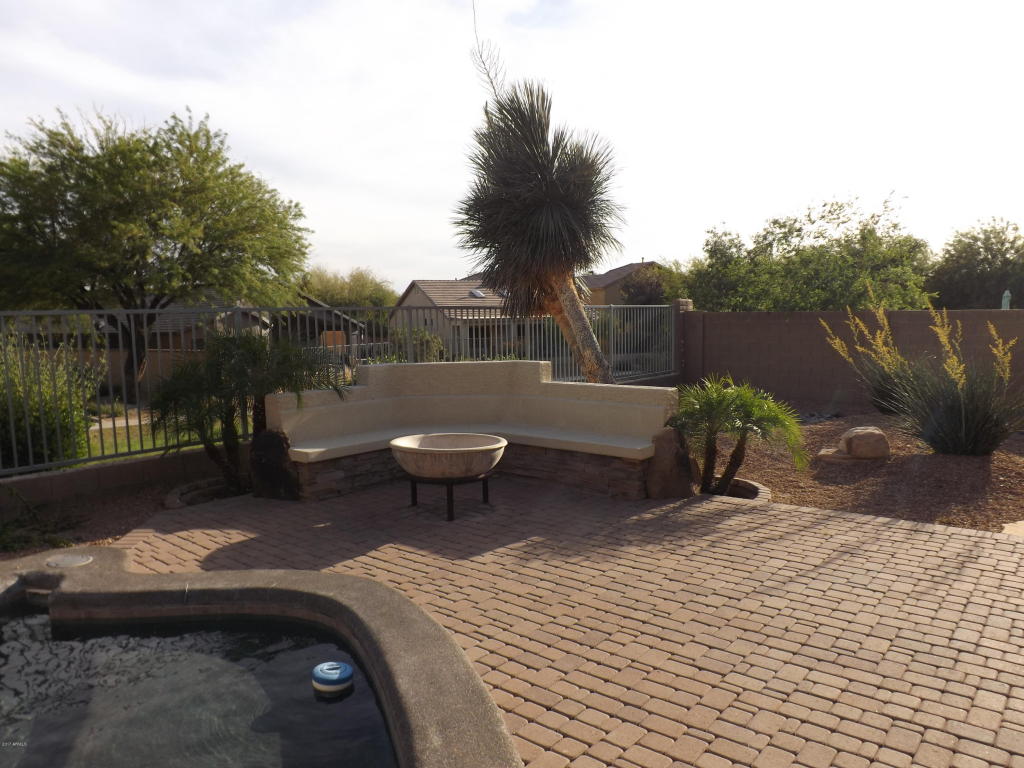 25838 N Singbush Loop, Phoenix, AZ 85083 photo 11
