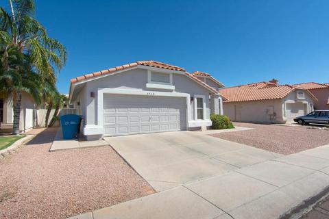 4568 E Thistle Landing Dr, Phoenix, AZ 85044 photo 2