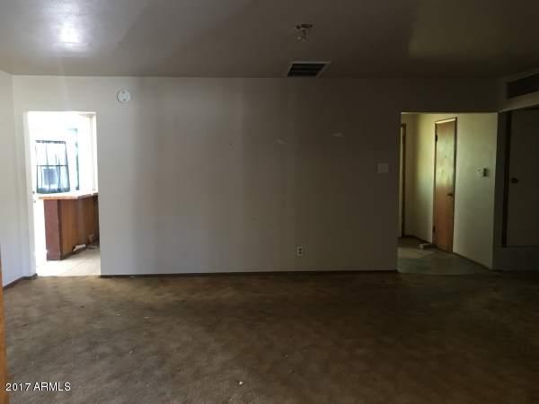 5607 N 35th Dr, Phoenix, AZ 85019 photo 8