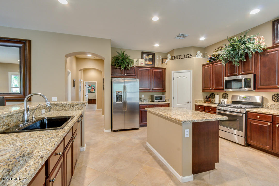 6450 S Trophy Ct, Gilbert, AZ 85298 photo 18