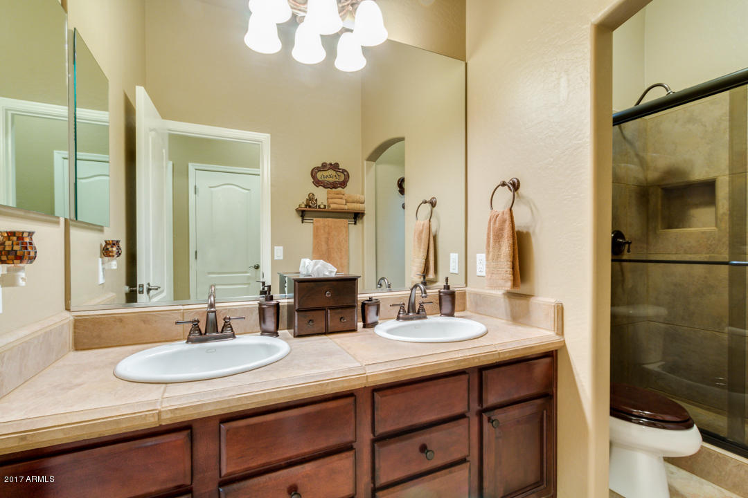 6450 S Trophy Ct, Gilbert, AZ 85298 photo 31