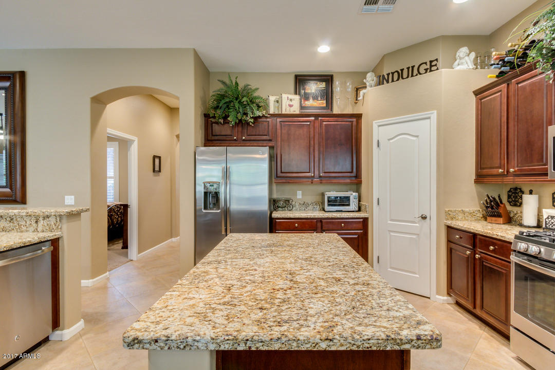 6450 S Trophy Ct, Gilbert, AZ 85298 photo 17