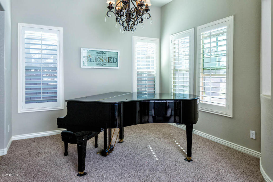 2215 E Indian Wells Dr, Gilbert, AZ 85298 photo 6