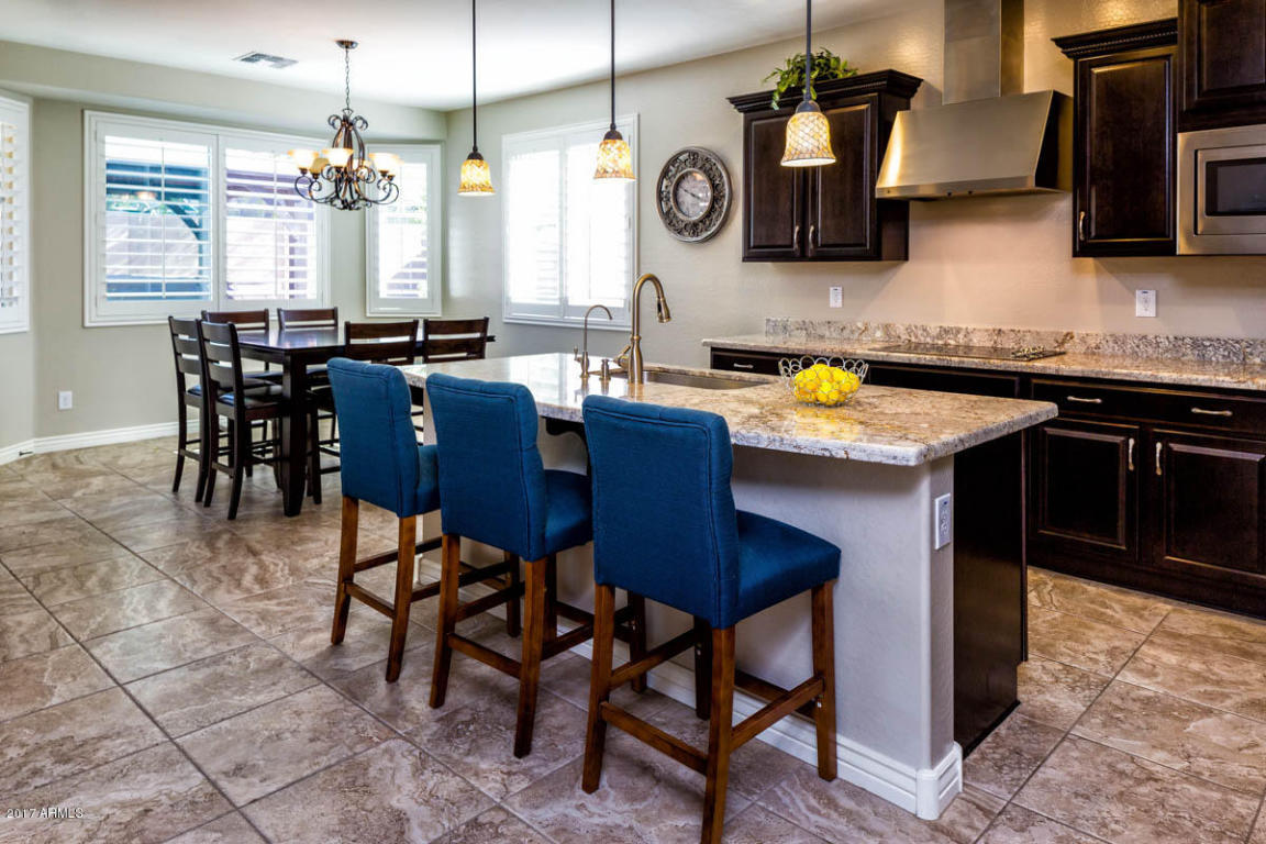 2215 E Indian Wells Dr, Gilbert, AZ 85298 photo 9