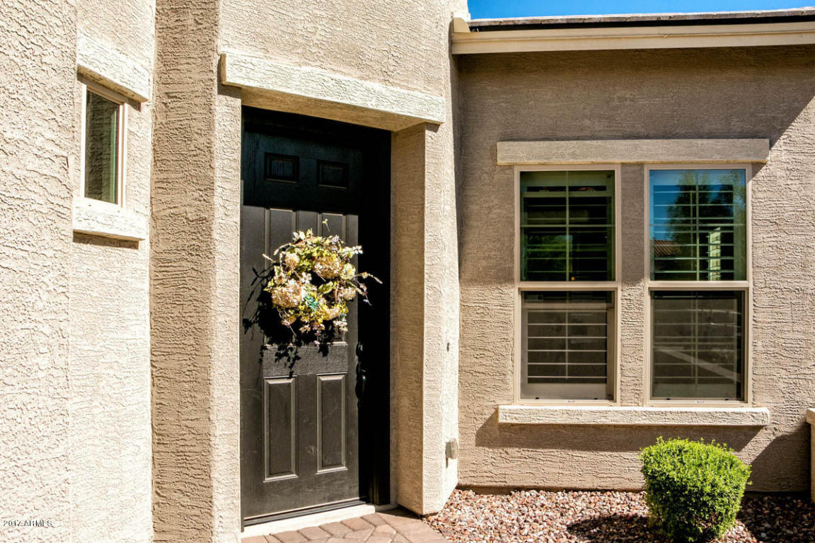 2215 E Indian Wells Dr, Gilbert, AZ 85298 photo 4