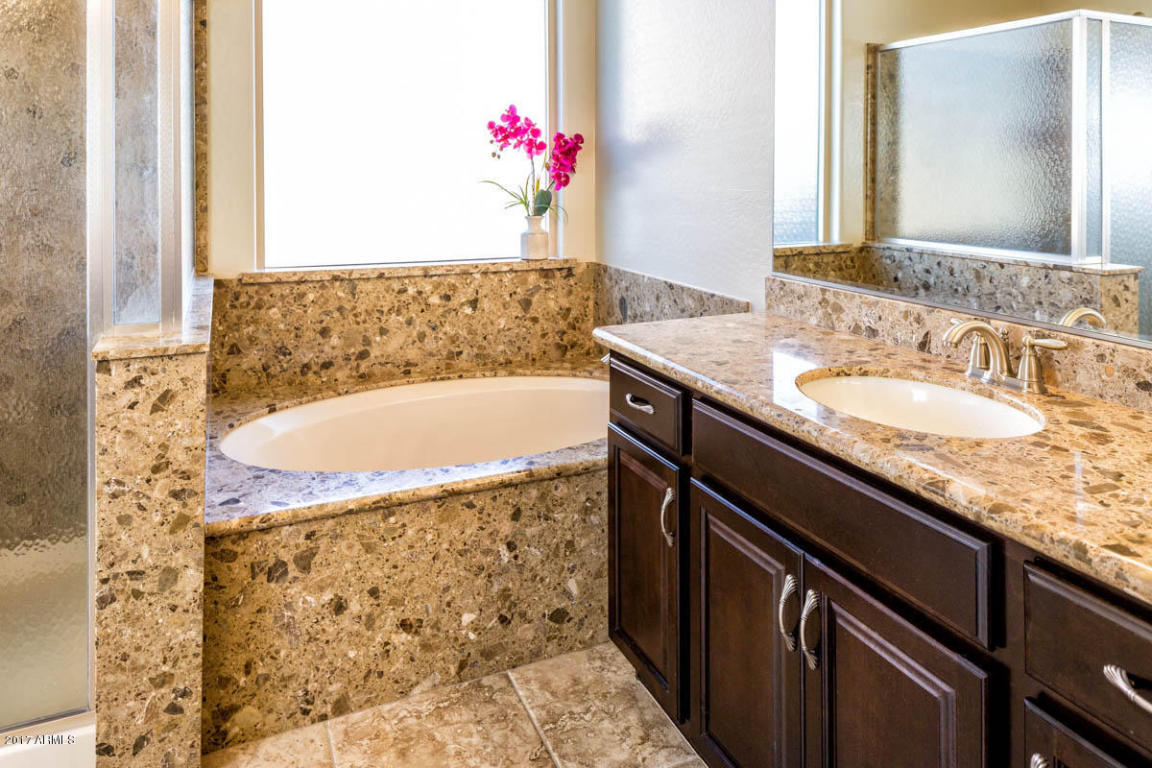 2215 E Indian Wells Dr, Gilbert, AZ 85298 photo 15