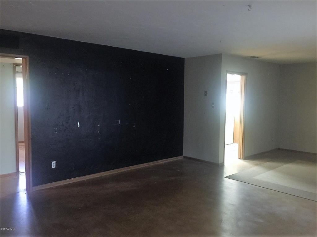 4033 E Pinchot Ave, Phoenix, AZ 85018 photo 8