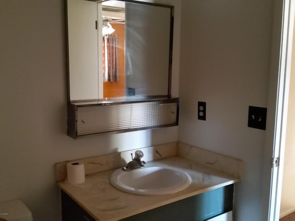 2952 E Clarendon Ave, Phoenix, AZ 85016 photo 7