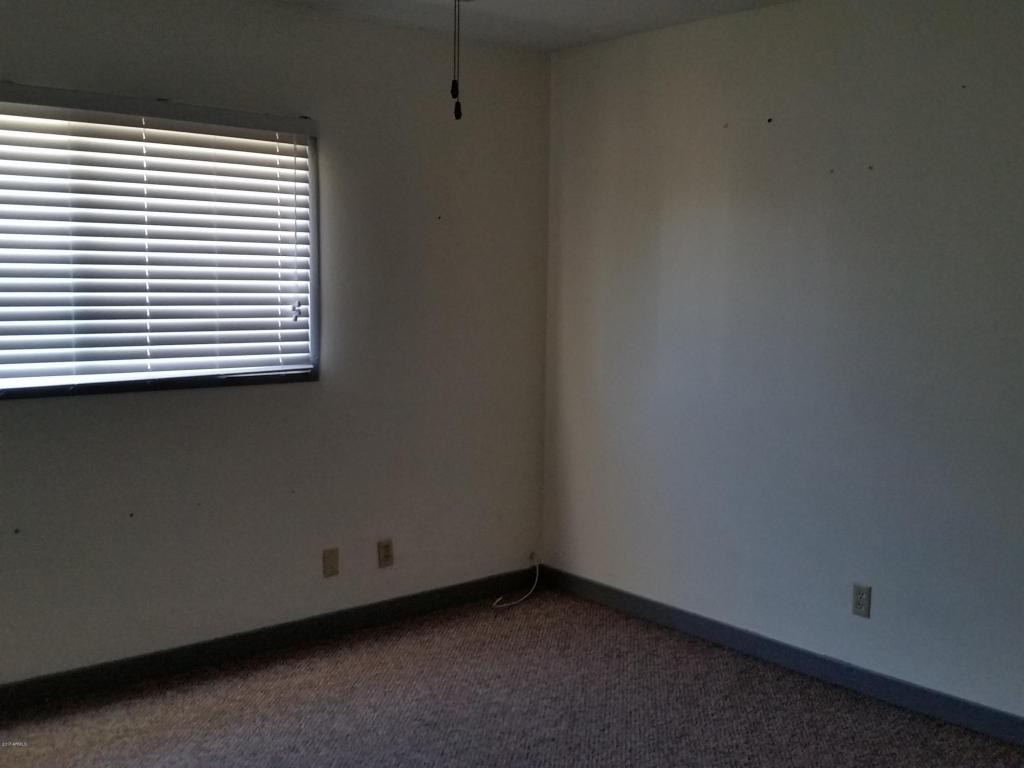 2952 E Clarendon Ave, Phoenix, AZ 85016 photo 9