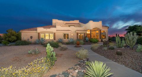 8023 E Quenton St, Mesa, AZ 85207 photo 2