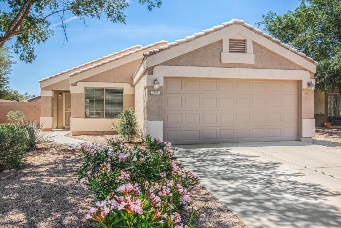 1743 E Cheyenne St, Gilbert, AZ 85296 photo 2