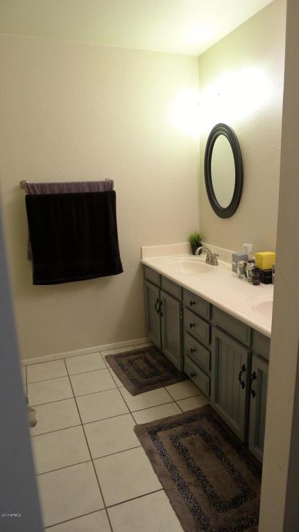 414 E Colgate Dr, Tempe, AZ 85283 photo 12