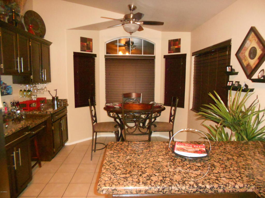 419 E Glenhaven Dr, Phoenix, AZ 85048 photo 3